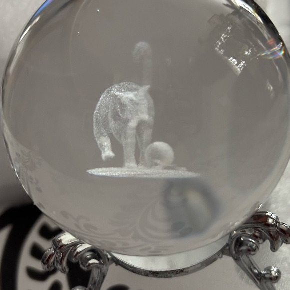3D Crystal Ball with Silver-Plated Flowering Stand 2Laser Engraved Crystal - Picture 6 of 9